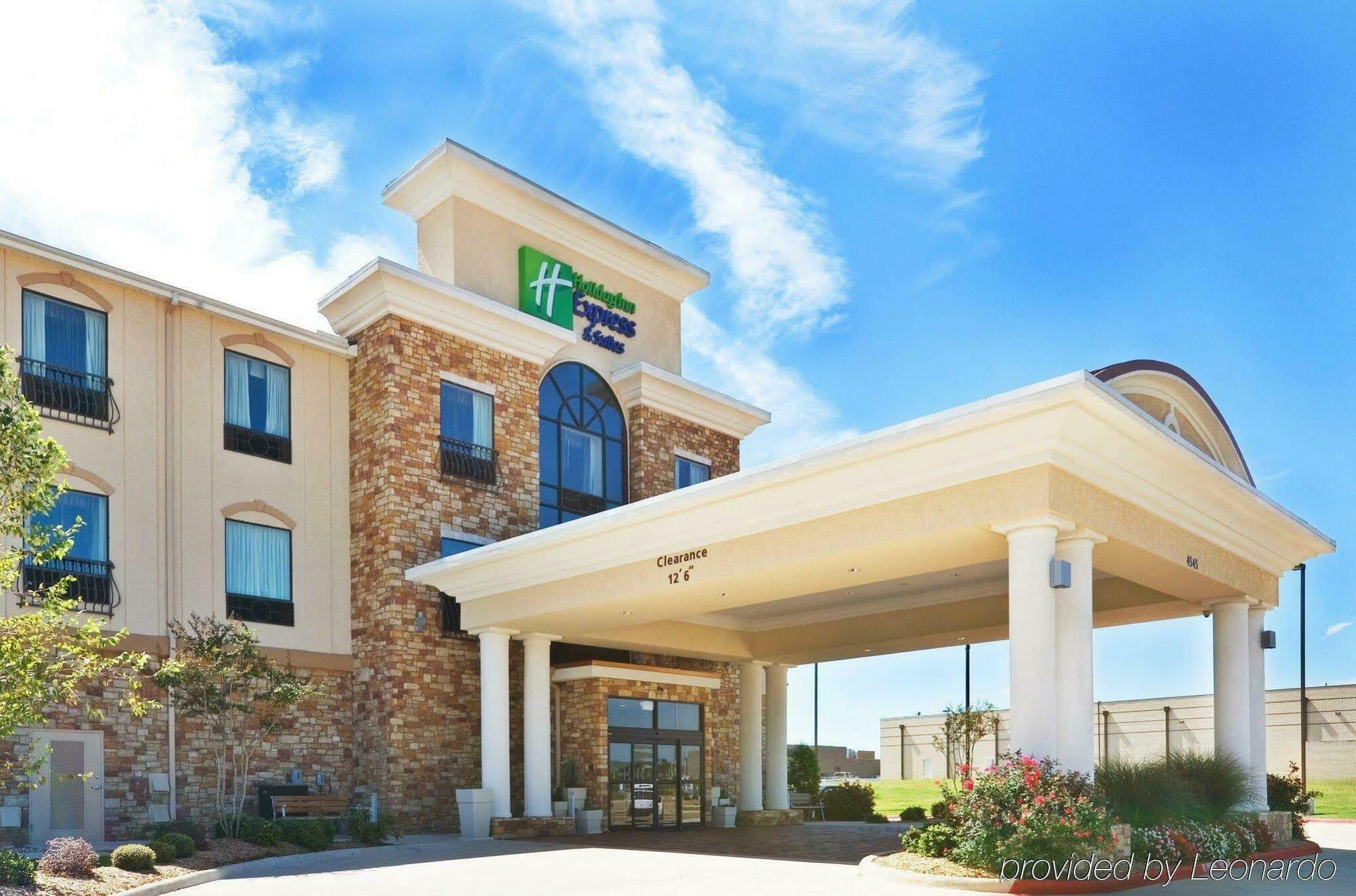 Holiday Inn Express & Suites Texarkana, An Ihg Hotel Exterior foto